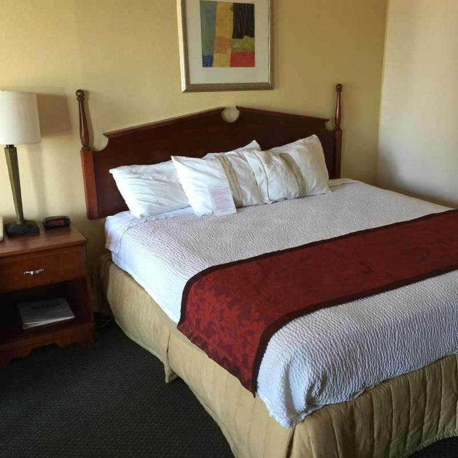 Astoria Hotel Danville North Eksteriør billede