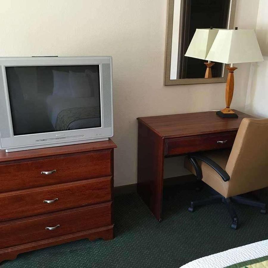 Astoria Hotel Danville North Eksteriør billede
