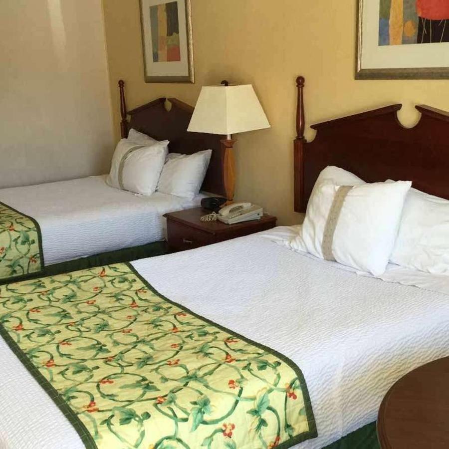 Astoria Hotel Danville North Eksteriør billede