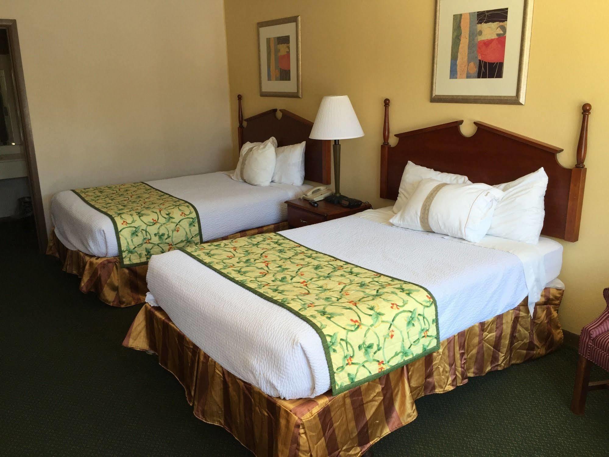 Astoria Hotel Danville North Eksteriør billede